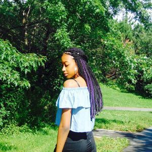 Meet your Posher, Julia